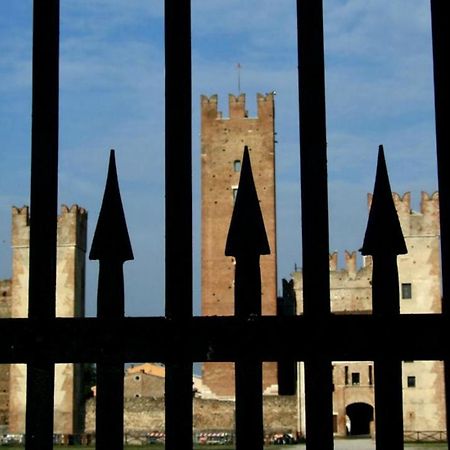 Bed And Breakfast Castello 빌라프랑카 디 베로나 외부 사진